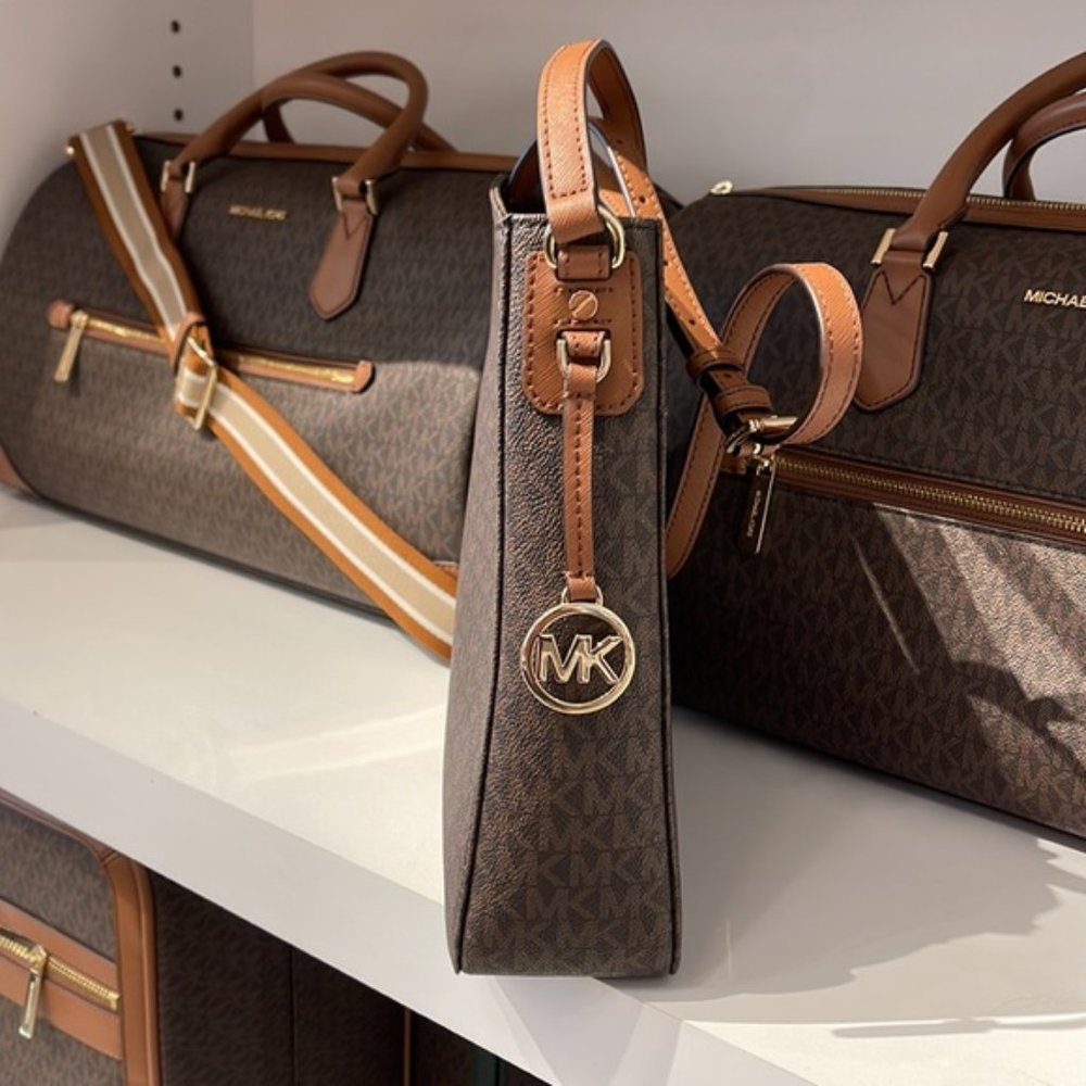 Michael Kors Jet Set Travel Large Messenger Crossbody Bag Brown - Picture 5 of 16